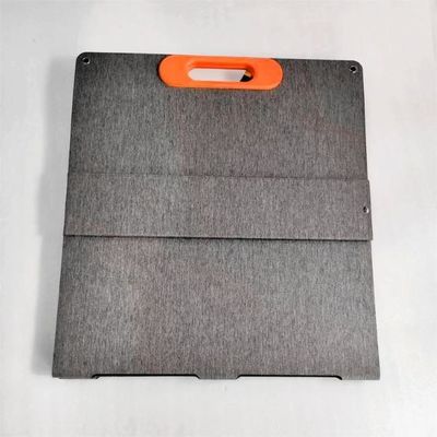 4つ折りたたみ 36V 200W リュックパック式 折りたたむ太陽光充電器 携帯電話用