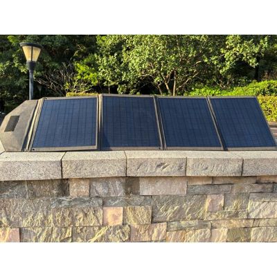 モノクリスタルセルソーラー折りたたみ袋 2つのUSBポートとコンパクト折りたたみサイズ400*358*40mm