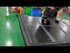 605*543*10mm 2つ折りたたみ可能な太陽光充電器 IP65とカスタマイズされたETFEの折りたたみ可能な太陽光パネル充電器