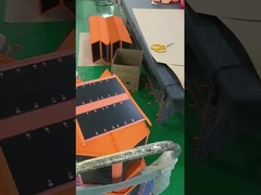 便利な折りたたむ30W太陽光パネル充電器