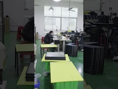 13.3Aのショート回路電流と防水機能を持つ黒い太陽光折りたたみ袋